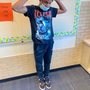 Meet your Posher, Torian